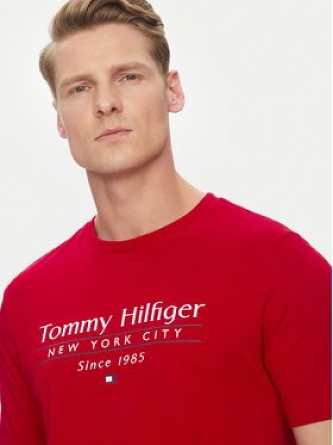 Tommy Hilfiger T-Shirt Center Stack MW0MW38621 Czerwony Regular Fit