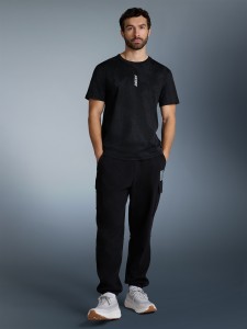 4F T-shirt regular z nadrukiem męski - czarny S