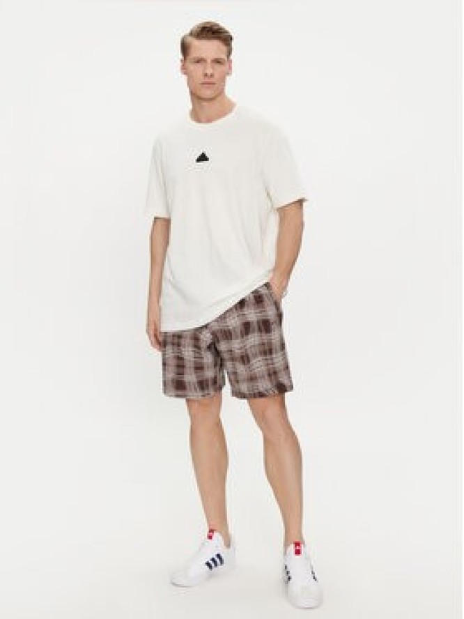 adidas Szorty sportowe Reveal Allover Print HM4949 Brązowy Regular Fit