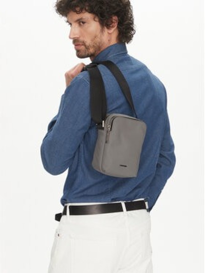 Calvin Klein Saszetka Business Tech Reporter Xs K50K512888 Szary