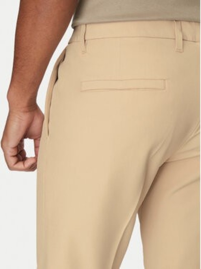 BOSS Spodnie materiałowe T_Commuter 50534303 Beżowy Slim Fit