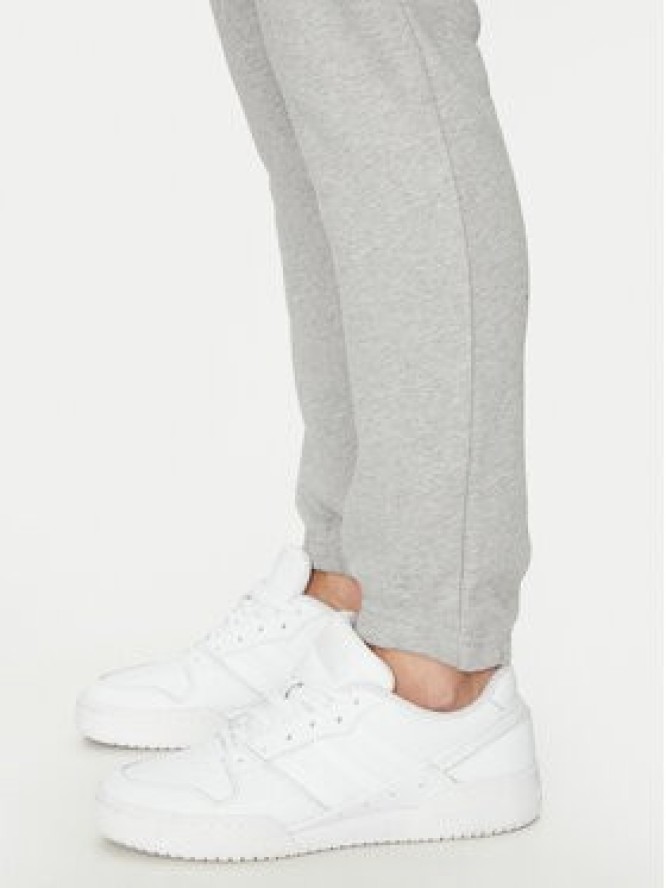 adidas Spodnie dresowe Trefoil Essentials JD2424 Szary Slim Fit
