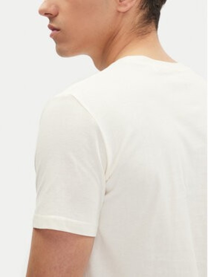 Mustang T-Shirt Austin 1016484 Biały Regular Fit