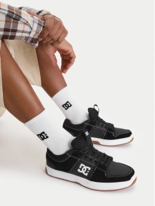 DC Shoes Sneakersy EO-LYNX ZERO ADYS100615-XKKW Czarny