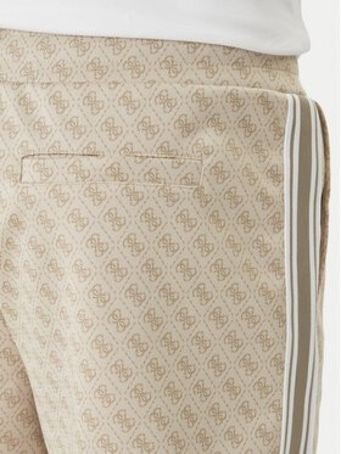 Guess Szorty sportowe Z6GD12 K3220 Beżowy Regular Fit