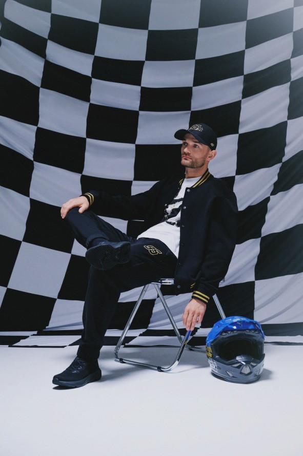 4F Spodnie dresowe joggery uniseks 4F x Bartosz Zmarzlik - czarne S