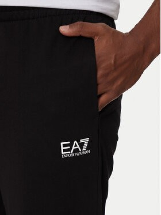 EA7 Emporio Armani Spodnie dresowe 8NPP66 PJVRZ 1200 Czarny Regular Fit