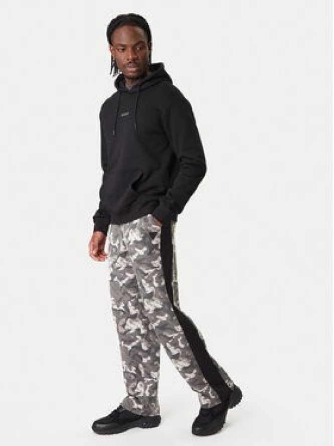 Guess Bluza Z6RQ18 KAIJ1 Czarny Regular Fit