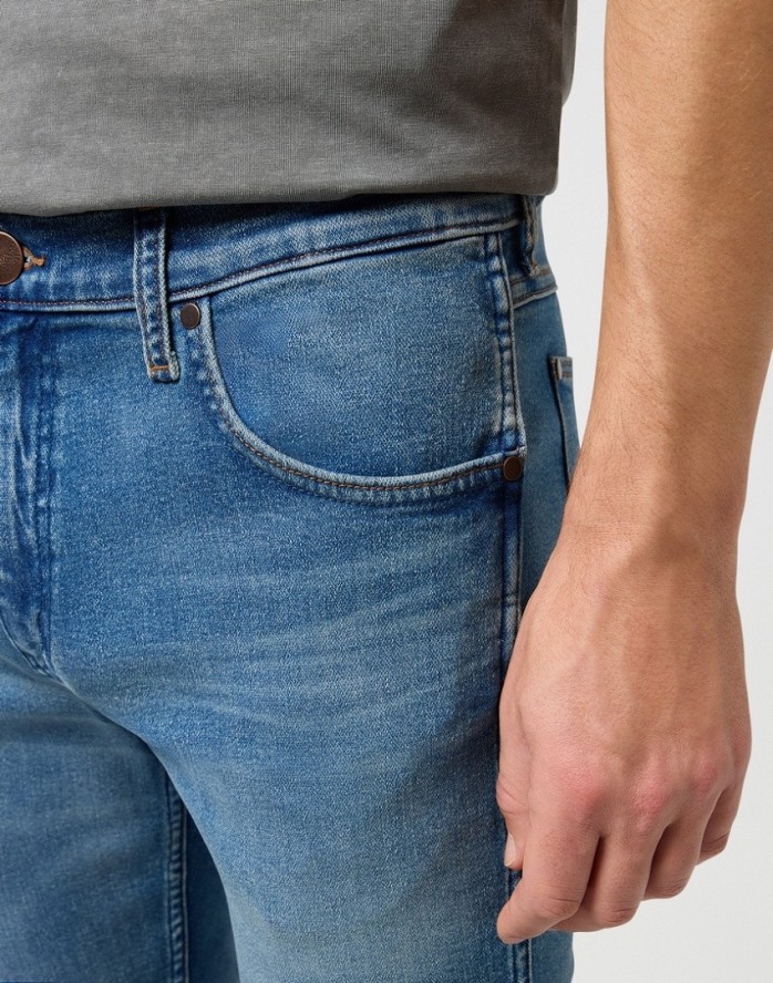WRANGLER GREENSBORO MĘSKIE SPODNIE JEANSOWE JEANSY DŻINSY CRAFTED 112350835