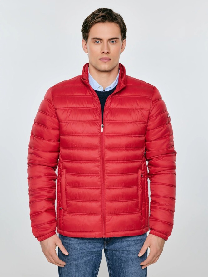 Kurtka męska pikowana z kapturem czerwona Acarf 603
