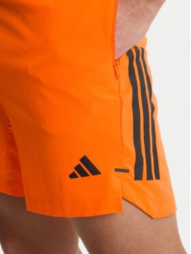 adidas Szorty sportowe D4T PrimeLift 3 Stripes KA1197 Pomarańczowy Regular Fit