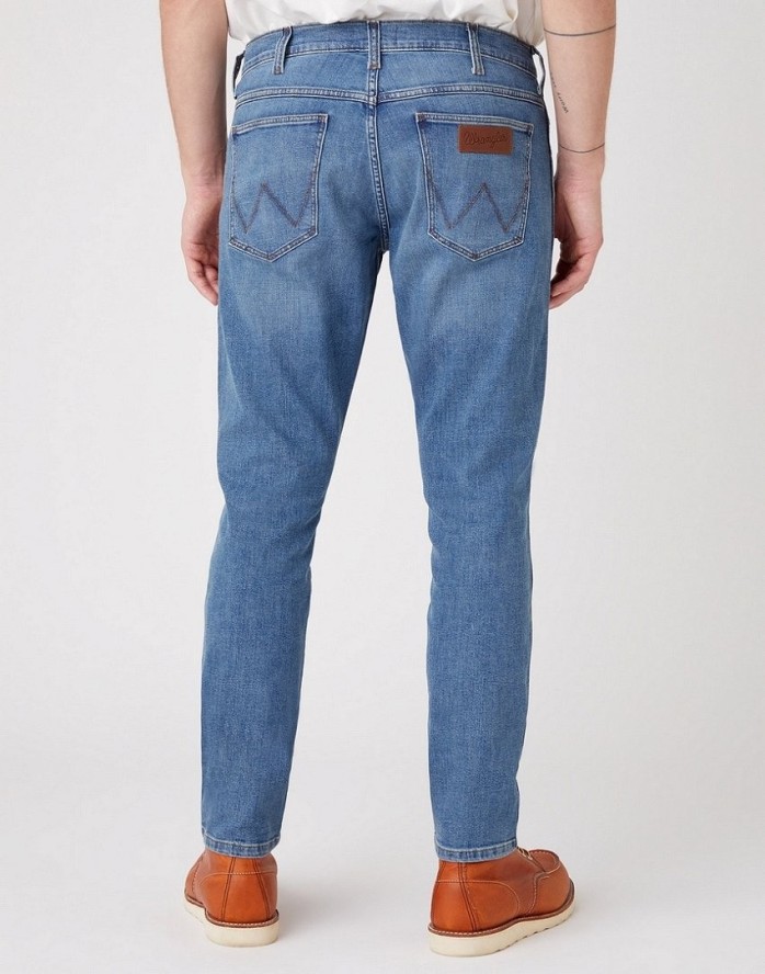 WRANGLER LARSTON MĘSKIE SPODNIE JEANSOWE DUSKY CLOUD W18SYJ38R 112145874