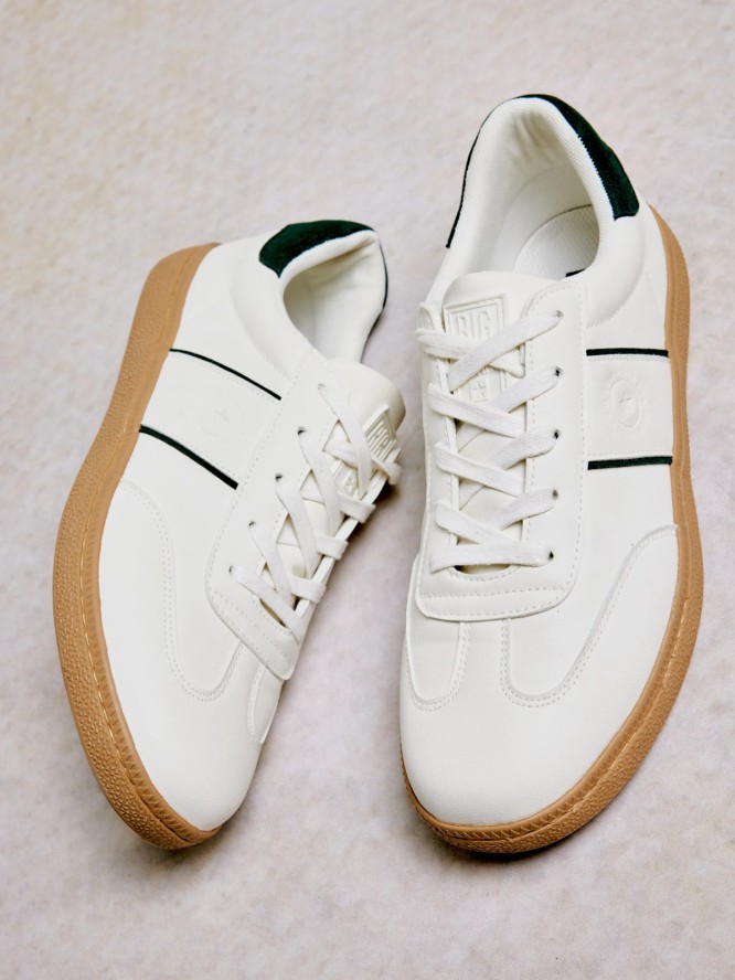 Sneakersy męskie ze skóry ekologicznej białe SS174081 101