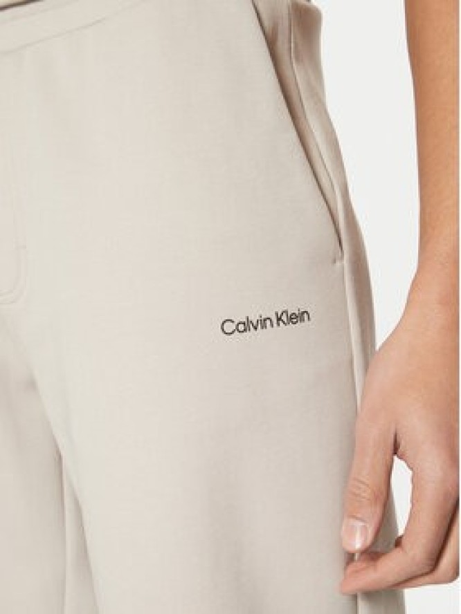 Calvin Klein Szorty sportowe Micro Logo K10K111208 Beżowy Regular Fit