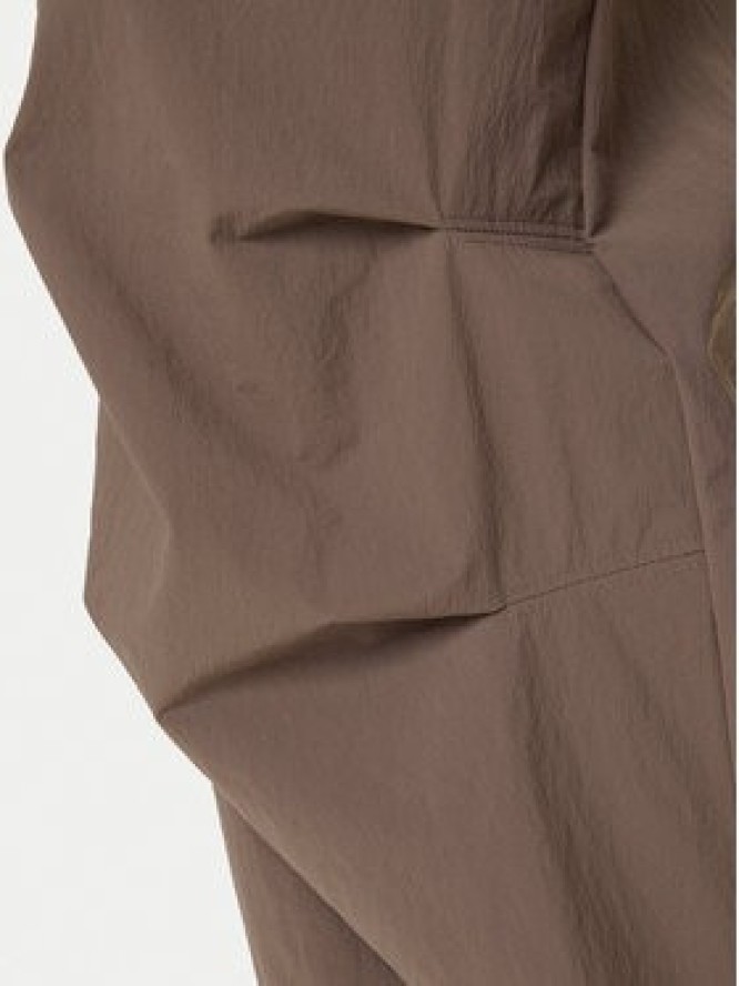 adidas Spodnie materiałowe Premium Essentials Utility Parachute JW1087 Brązowy Loose Fit