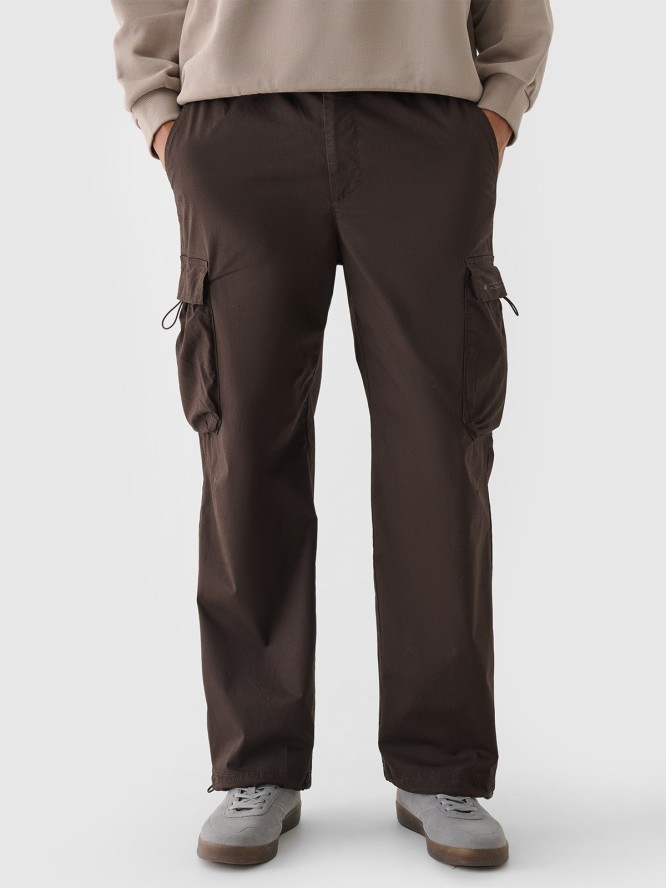 4F Spodnie casual parachute cargo męskie - brązowe XL