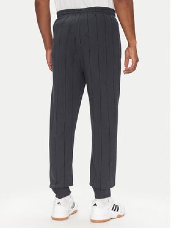 adidas Spodnie dresowe Seasonal Essentials US Sport JD8101 Szary Regular Fit