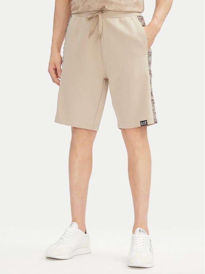 EA7 Emporio Armani Szorty sportowe 7M000217 AF12660 U6155 Beżowy Regular Fit