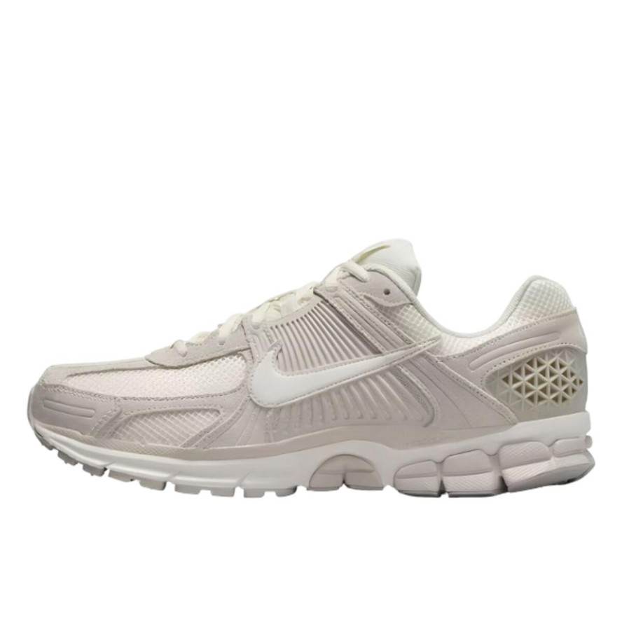 Buty do chodzenia dla dorosłych Nike Zoom Vomero 5 Light Orewood