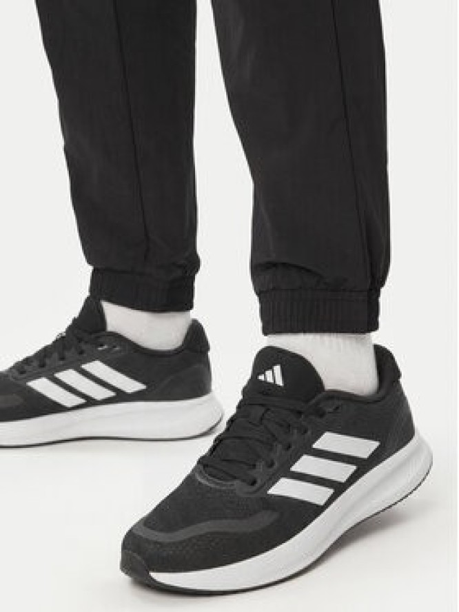adidas Spodnie dresowe Essentials Small Logo JM1775 Czarny Regular Fit