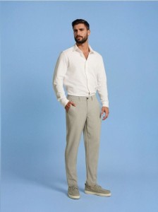 Spodnie chino slim fit w kratę - kremowy