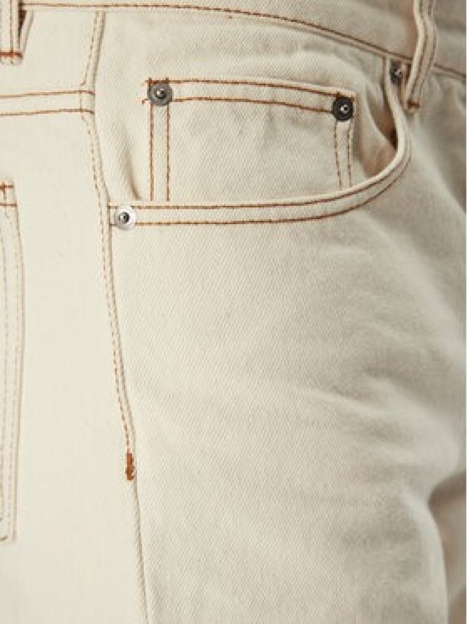 AMI Paris Jeansy HTR001.DE0039 Écru Classic Fit