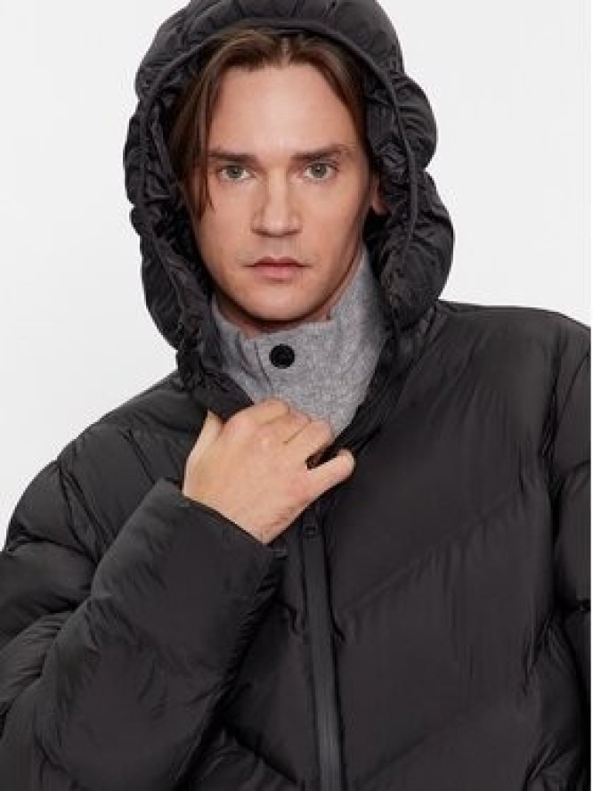 Calvin Klein Kurtka zimowa K10K111934 Czarny Regular Fit