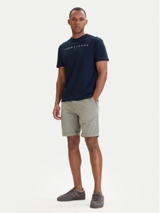 Tommy Jeans Szorty materiałowe Scanton DM0DM22852 Zielony Slim Fit