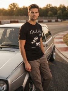 Bawełniana koszulka z nadrukiem - czarny