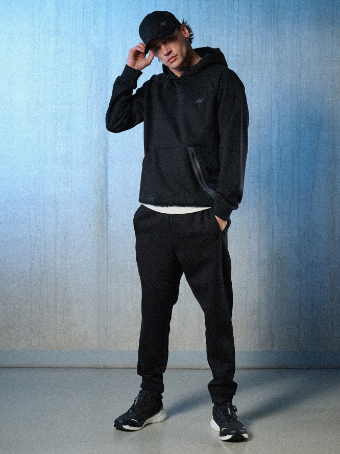 4F Bluza dresowa regular z kapturem męska - czarna M