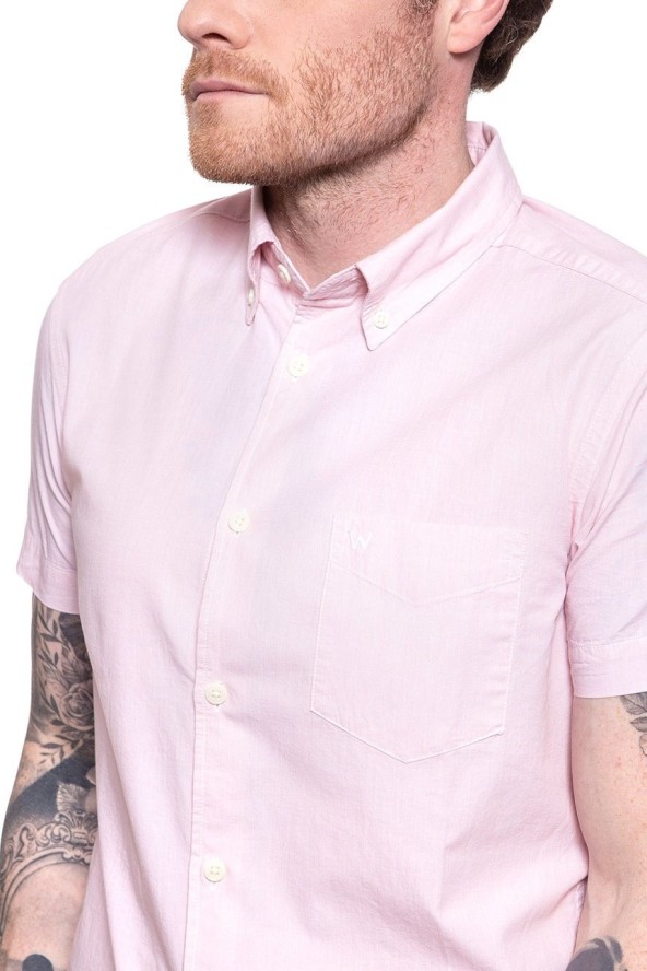 KOSZULA WRANGLER SS 1PKT BUTTON DOWN CAMEO PINK W5944OSY2 112129759