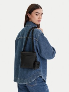 Calvin Klein Saszetka Puffer Utility Flatpack LV04D3224G Czarny