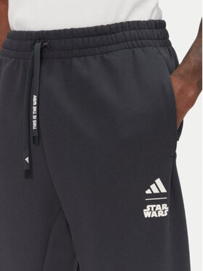 adidas Spodnie dresowe Star Wars The Mandalorian™ JI5724 Szary Regular Fit