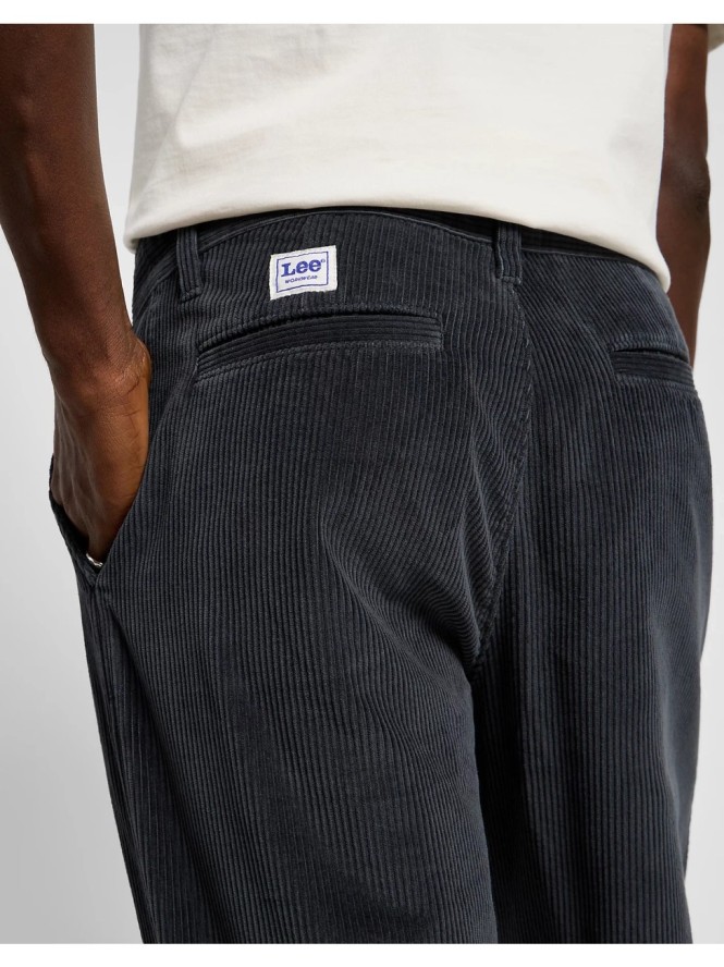 LEE MĘSKIE SPODNIE SZTRUKSOWE LOOSE WORKWEAR CHINO DARK MUTED GRAY 112356541 L73T008531