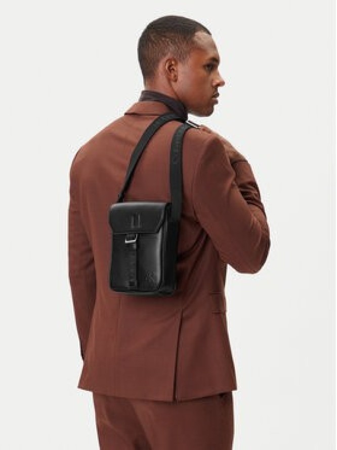 Calvin Klein Saszetka Cargo Flap Reporter LV04D3131G Czarny