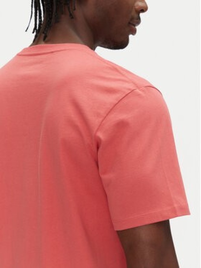 Wrangler T-Shirt Sign Off 112362687 Czerwony Regular Fit