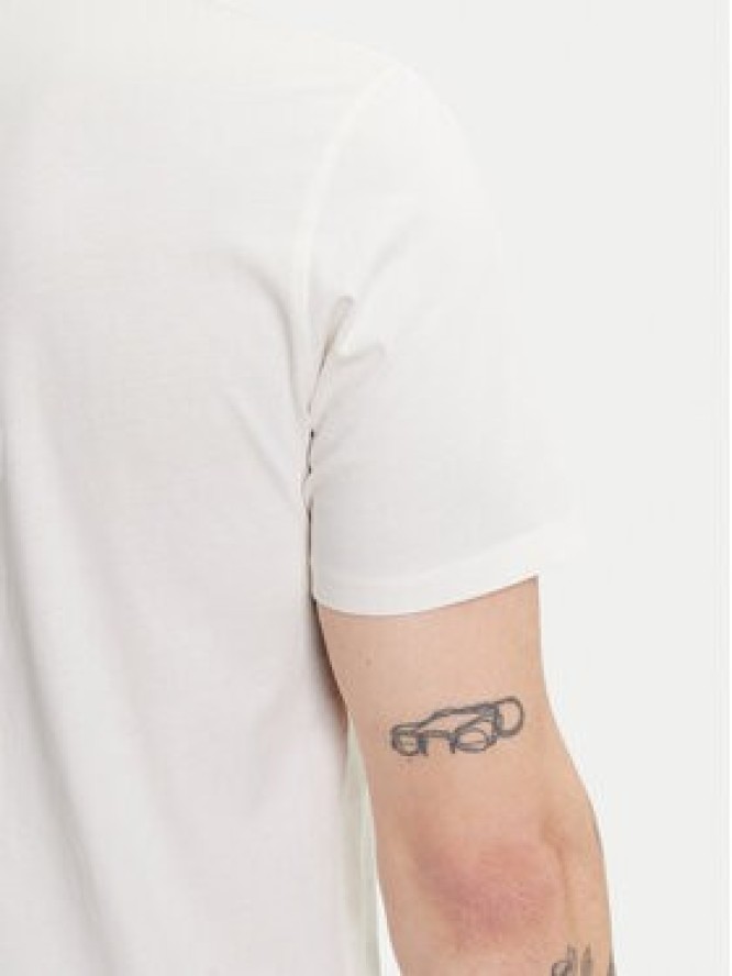 Guess T-Shirt M5YI38 KBW41 Écru Regular Fit