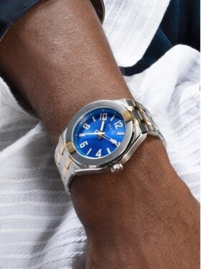 Guess Zegarek Escape GW0661G1 Srebrny