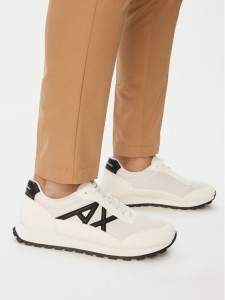 Armani Exchange Sneakersy XM001960 AF19388 M0017 Biały