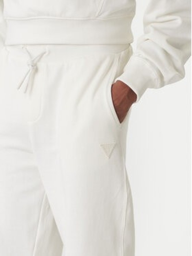 Guess Spodnie dresowe Z6RB03 K9YI1 Biały Regular Fit