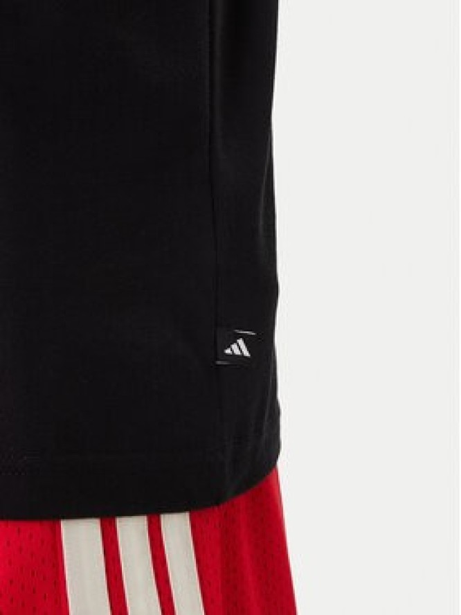 adidas T-Shirt Mini Embroidery Basketball Graphic KB2526 Czarny Regular Fit