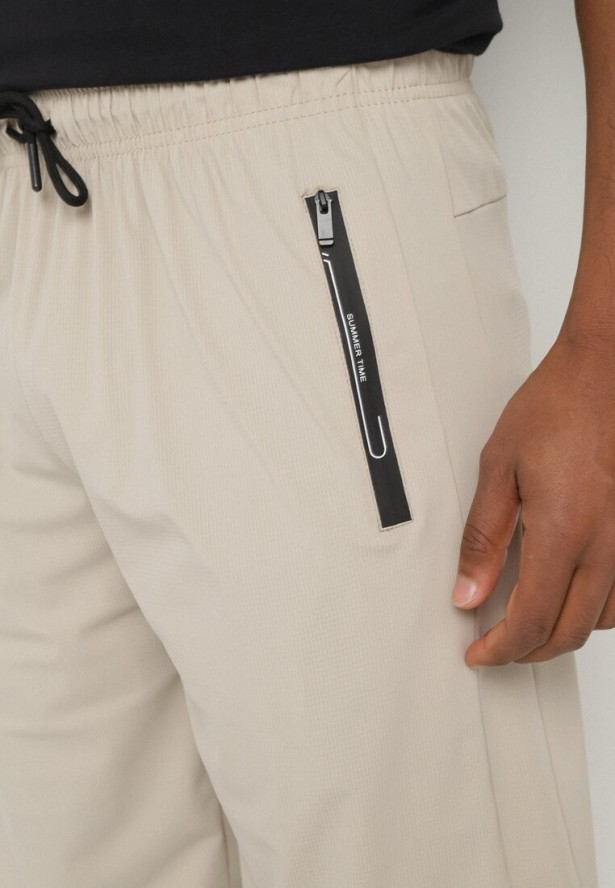 Beżowe Szorty z Napisami Liremine