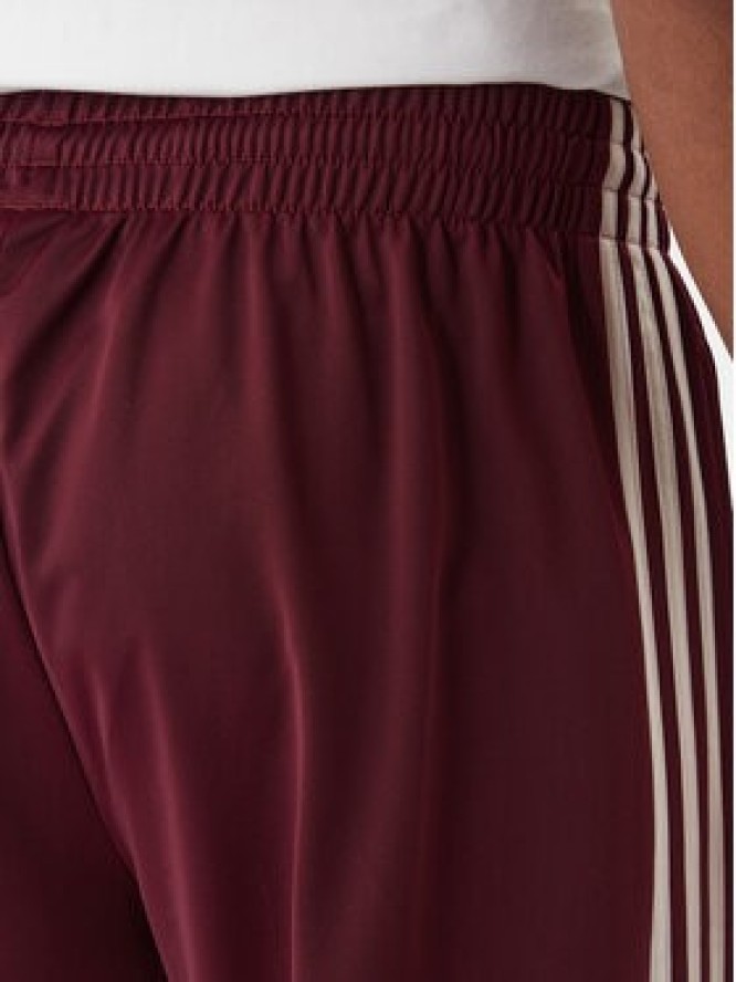 adidas Spodnie dresowe KE1651 Bordowy Regular Fit