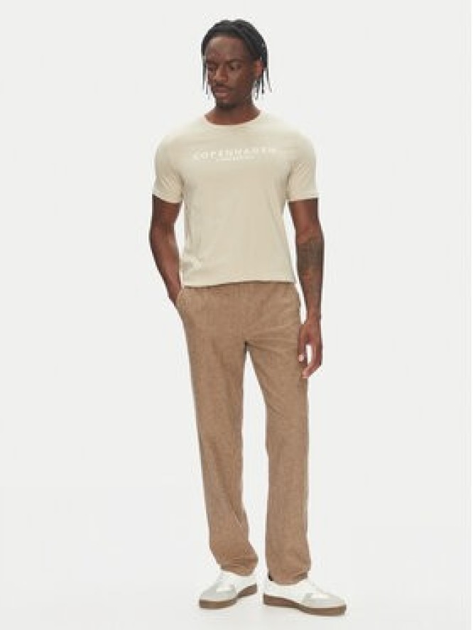 Lindbergh T-Shirt 30-400200 Beżowy Relaxed Fit