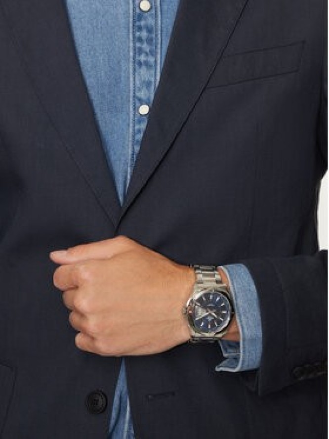 Casio Zegarek Edifice EF-129D-2AVEF Srebrny