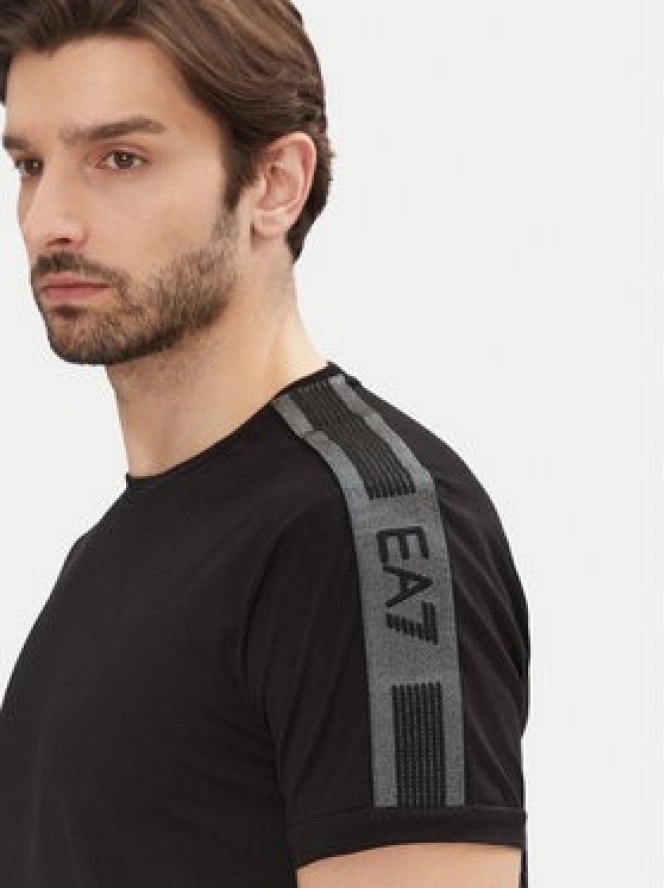EA7 Emporio Armani T-Shirt 7M000138 AF10375 UC001 Czarny Regular Fit