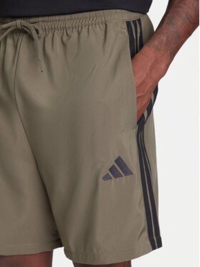 adidas Szorty sportowe Essential 3-Stripes Chelsea JE6434 Khaki Regular Fit
