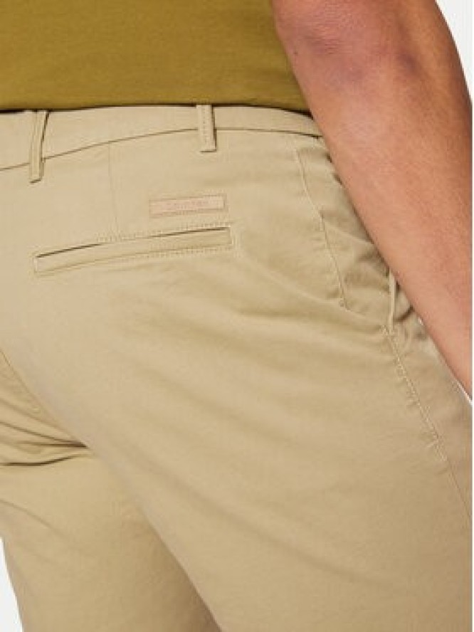 Calvin Klein Szorty materiałowe Modern Twill K10K114063 Beżowy Slim Fit