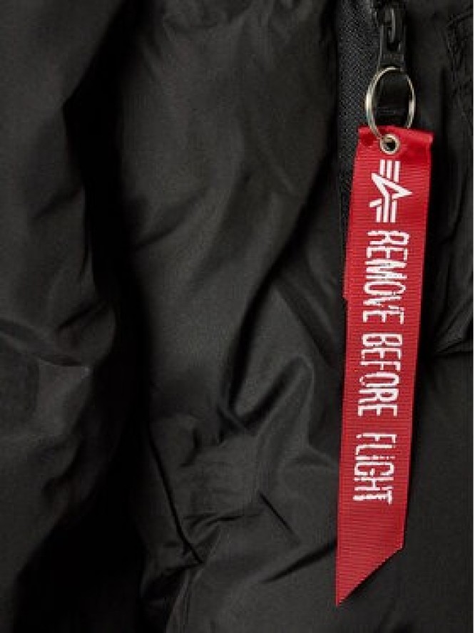 Alpha Industries Kurtka zimowa 108107 Czarny Regular Fit