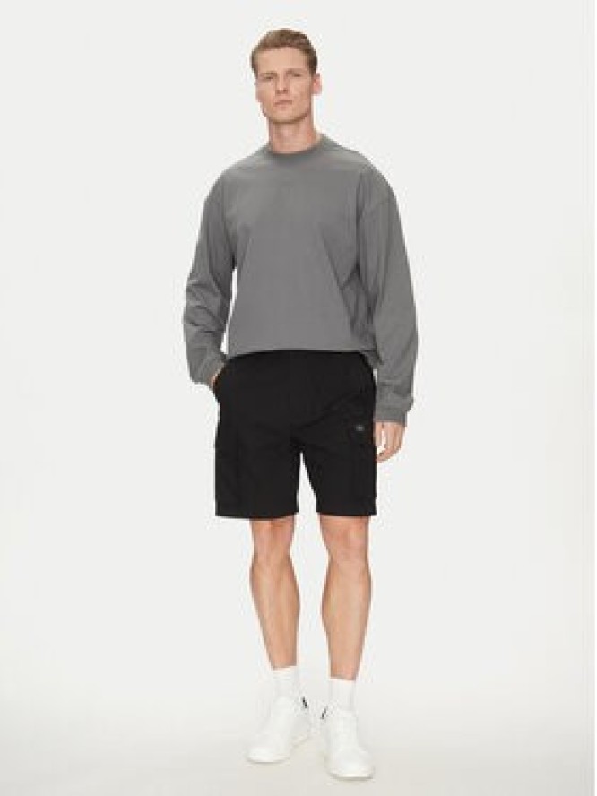 Calvin Klein Jeans Szorty materiałowe J30J327376 Czarny Regular Fit